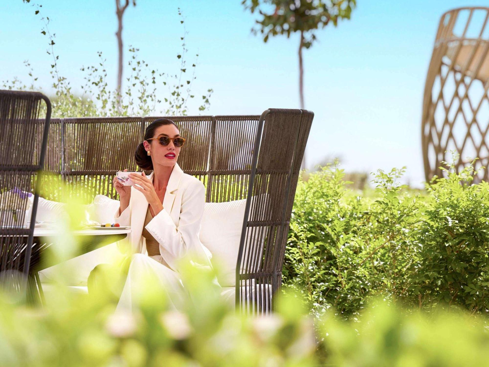 Fairmont Doha Ξενοδοχείο Lusail Εξωτερικό φωτογραφία The resort's gardens
